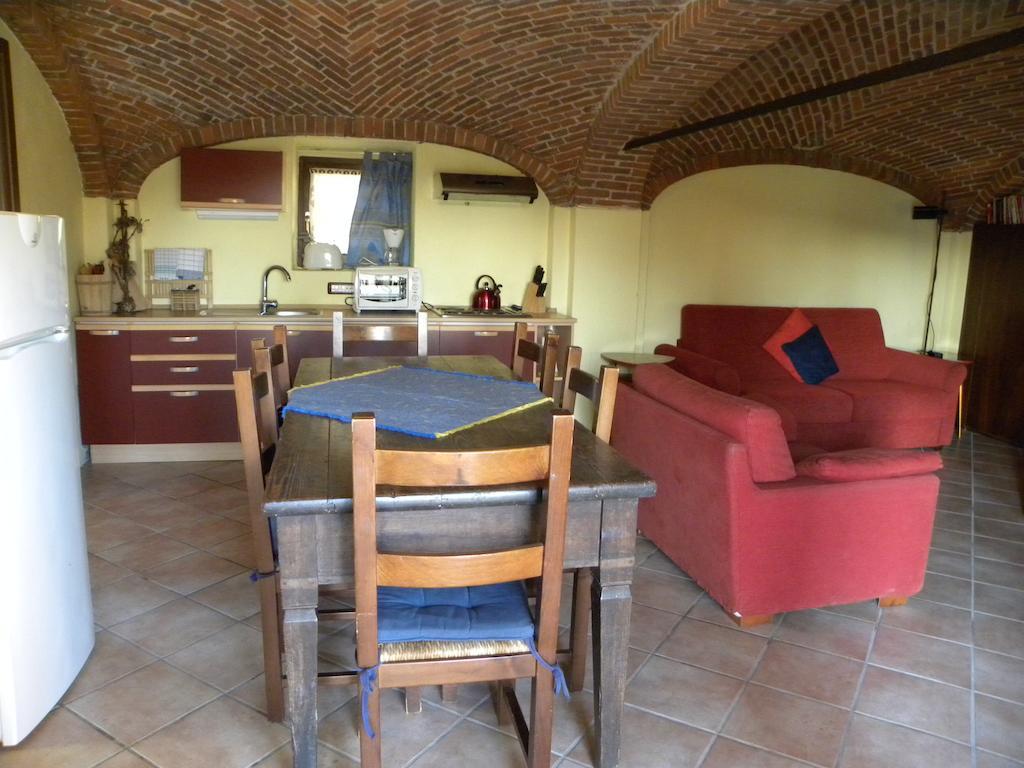 Agriturismo Fano'S Farm Suno Номер фото