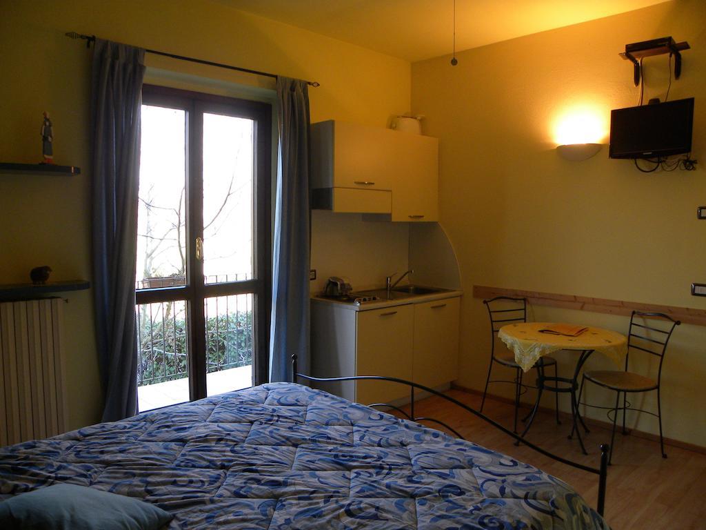 Agriturismo Fano'S Farm Suno Номер фото